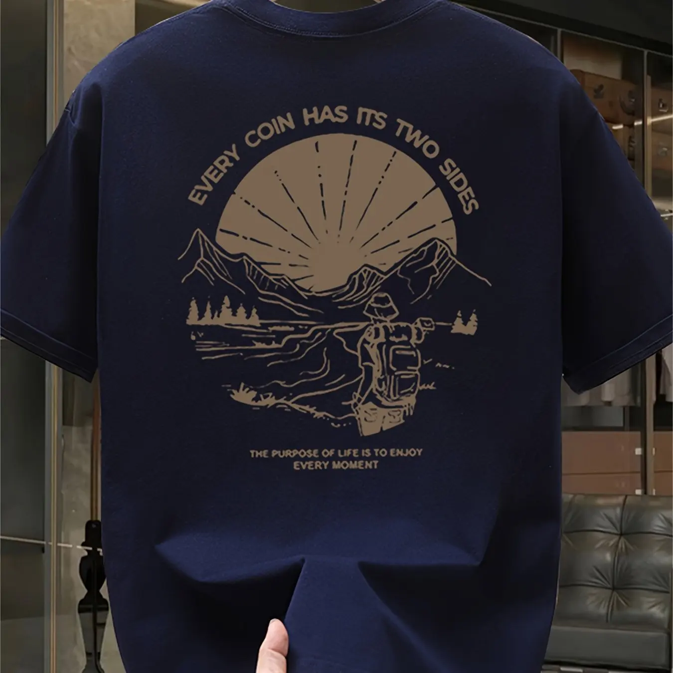 Vintage Mountain Hiking Graphi - Outdoor Adventure Quotes Short 评论和价格